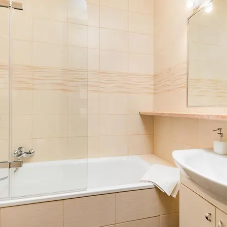 Mariensztat By Your Freedom * وارسو