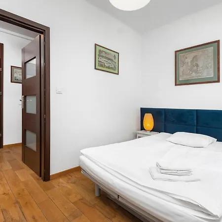 Mariensztat By Your Freedom *