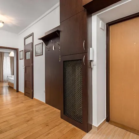 Mariensztat By Your Freedom * ורשה