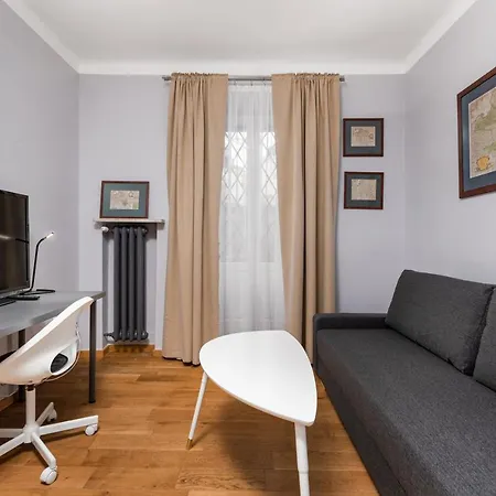 Mariensztat By Your Freedom * ורשה